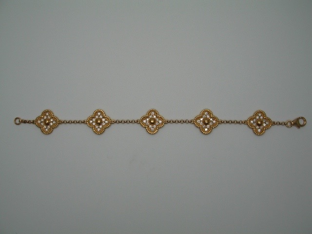  5 Clover Bracelet with Diamond